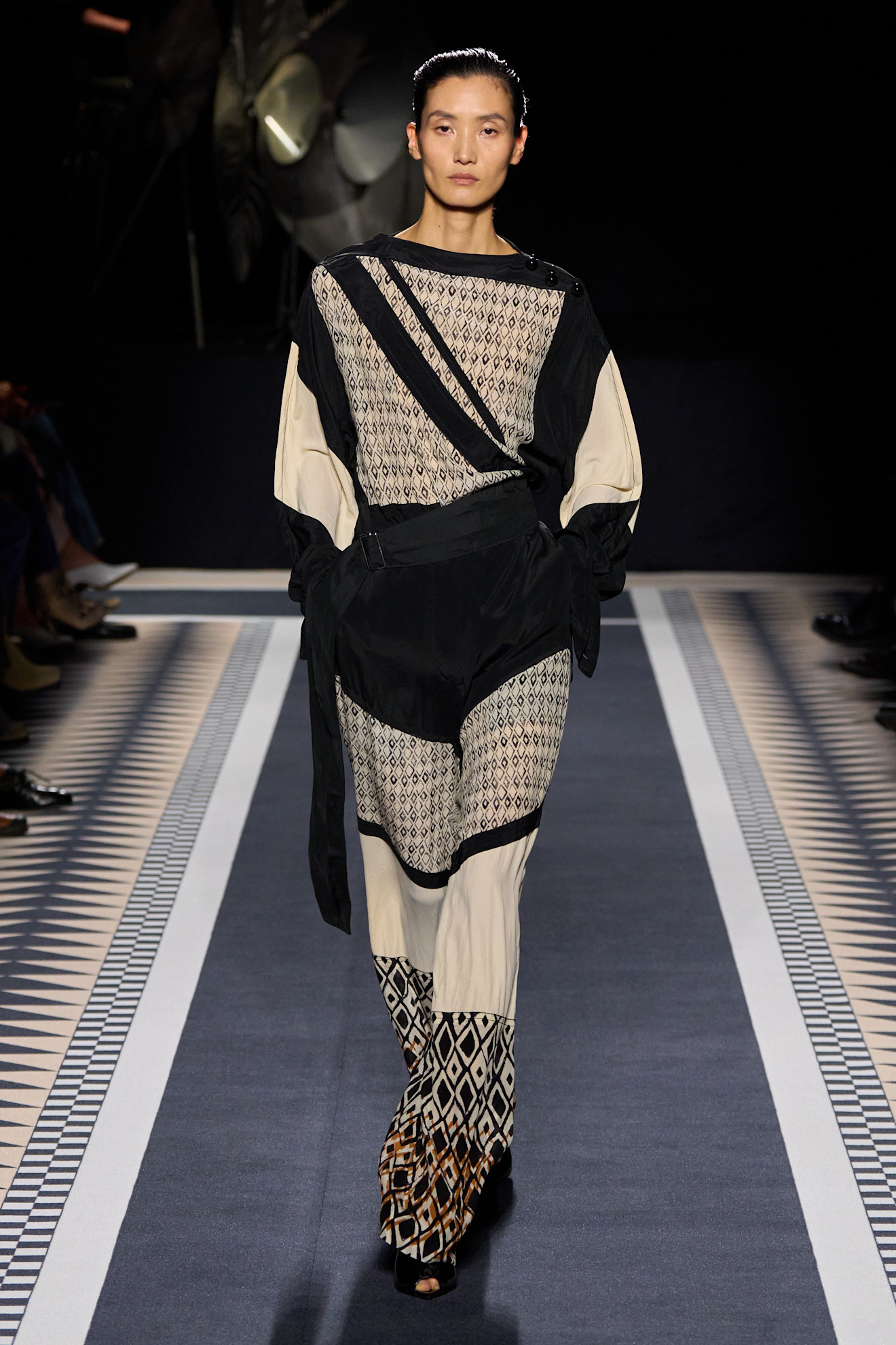 Lanvin m F25 036