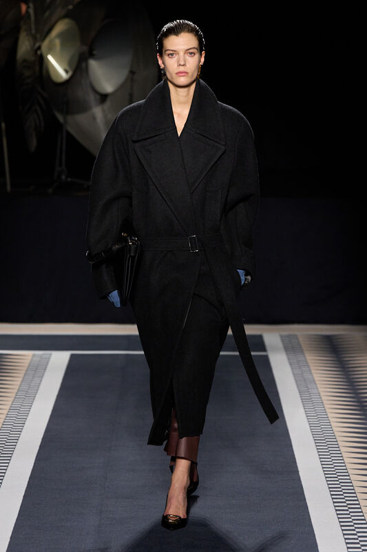 Lanvin m F25 032
