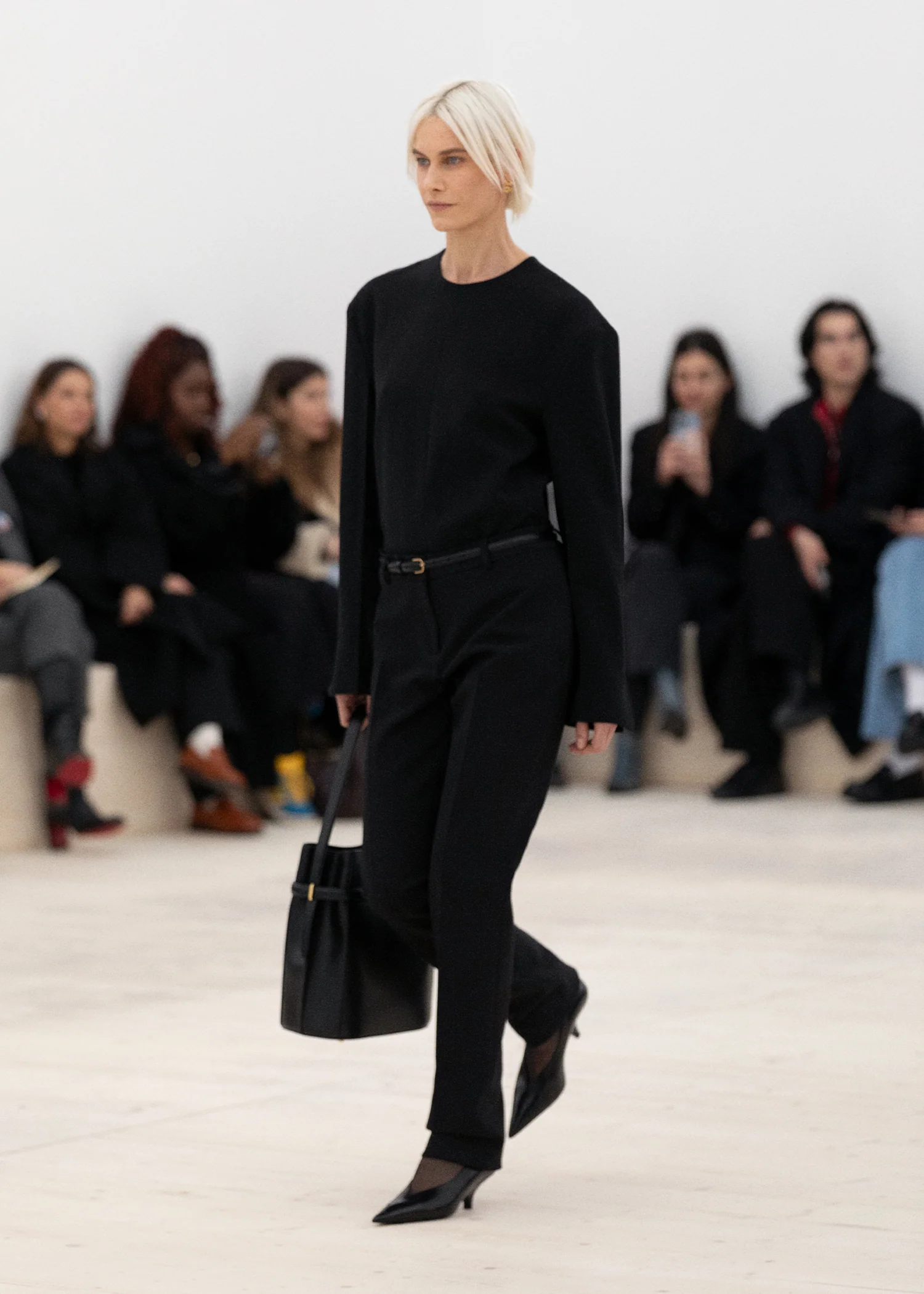 5x7_TOTEME_FW24_LOOK12_1