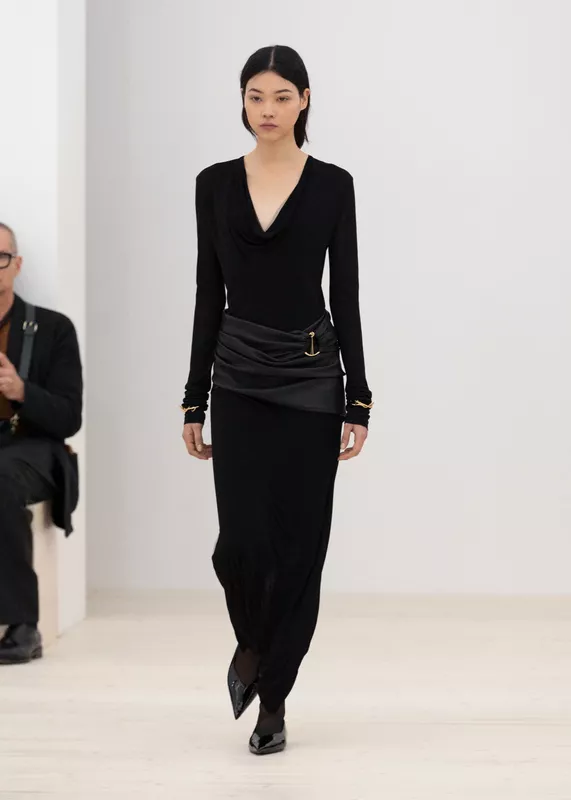 5x7_TOTEME_FW24_LOOK11_2