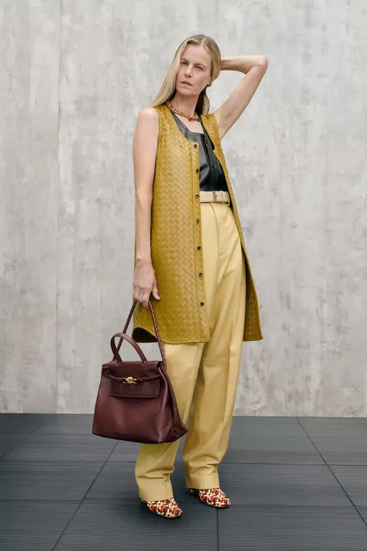 00035-bottega-veneta-resort-2025-credit-brand