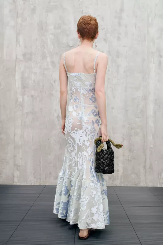 00042-bottega-veneta-resort-2025-credit-brand