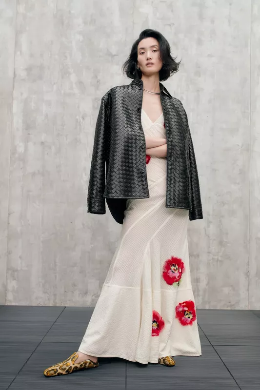 00044-bottega-veneta-resort-2025-credit-brand
