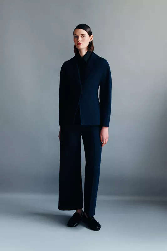 00006-emilia-wickstead-resort-2025-credit-brand