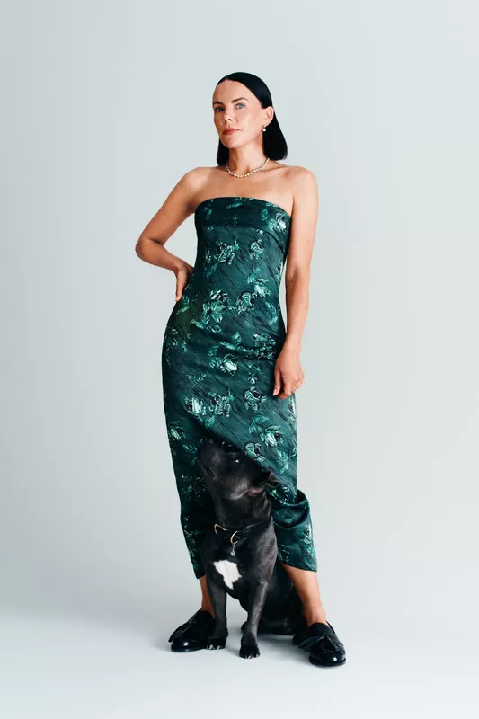 00027-emilia-wickstead-resort-2025-credit-brand