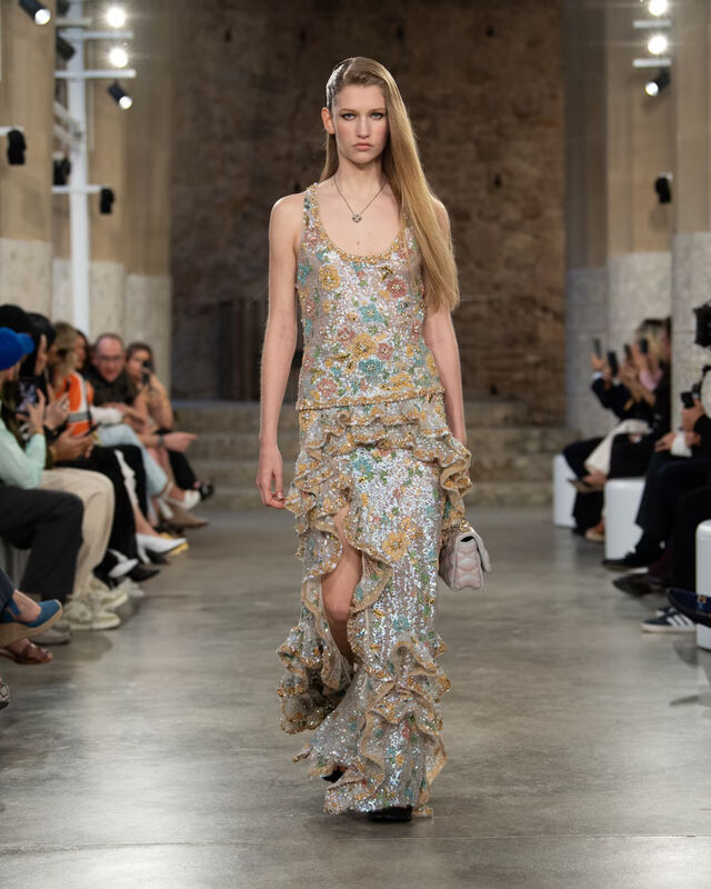 WOMEN_CRUISE25_SHOW_RUNWAY_LOOKS_LVCOM_1600x2000_DII_28_30_11zon