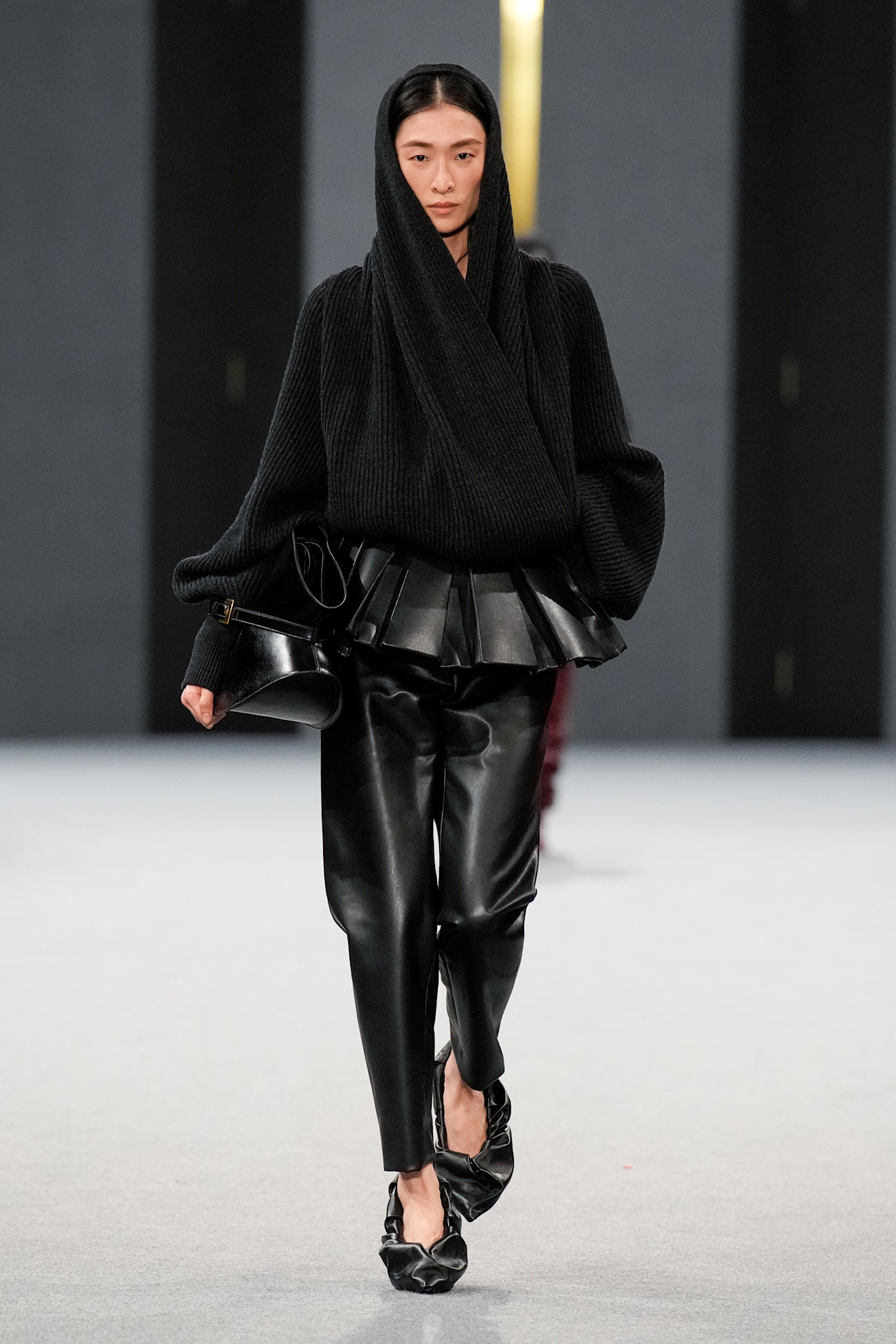 Balmain F25 001