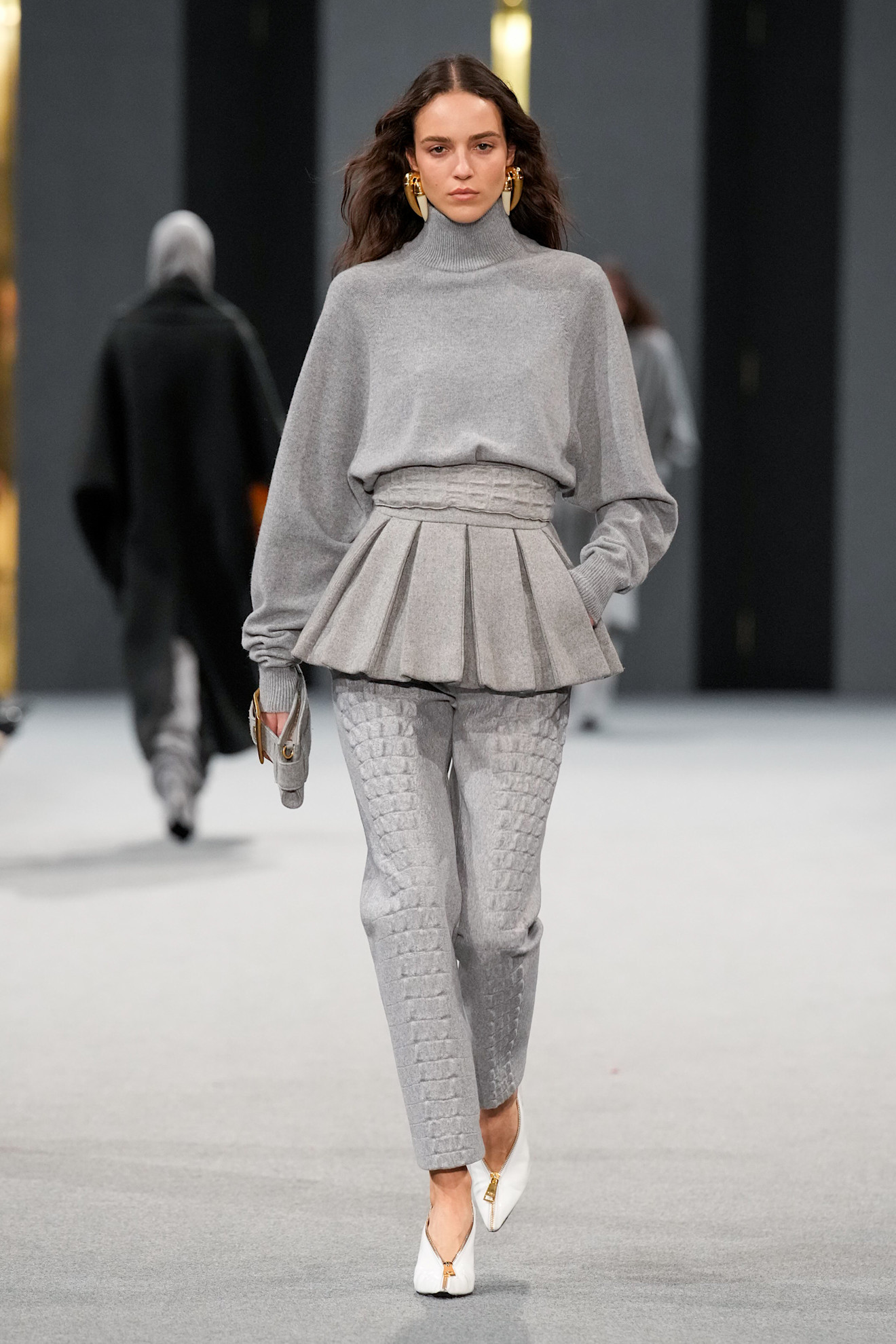 Balmain F25 010