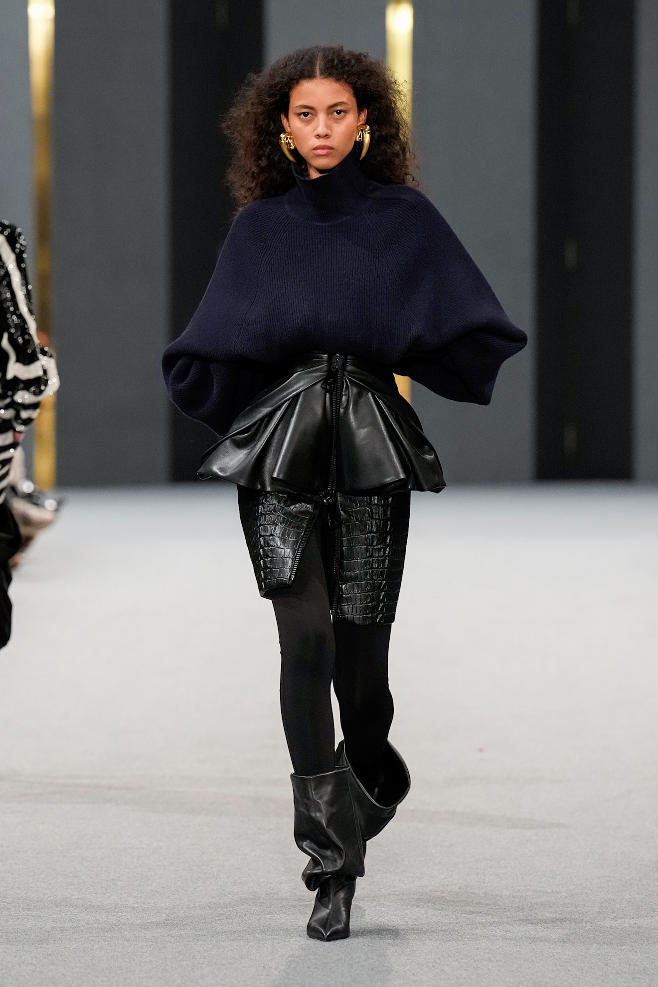 Balmain F25 044