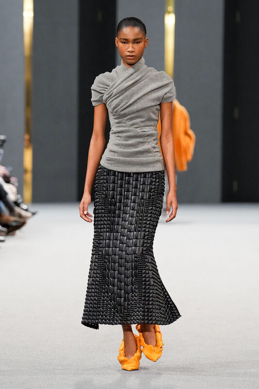 Balmain F25 005