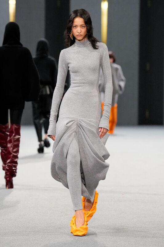 Balmain F25 007