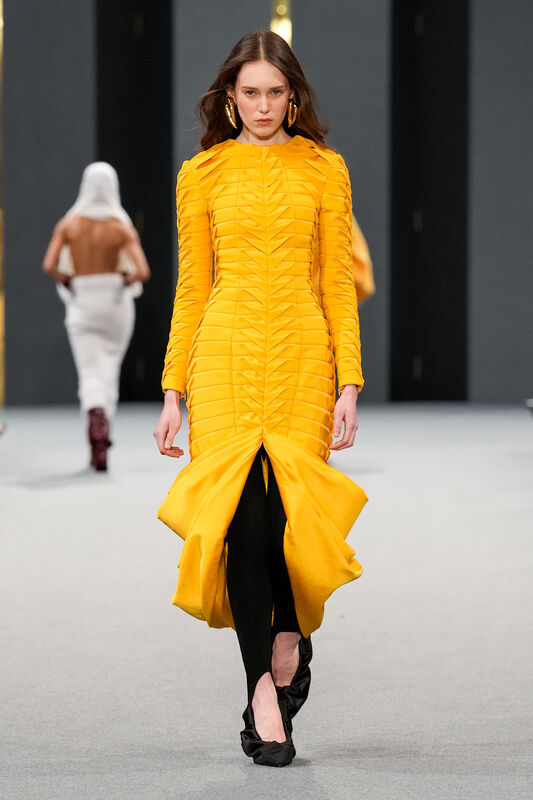 Balmain F25 024