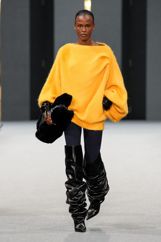 Balmain F25 025