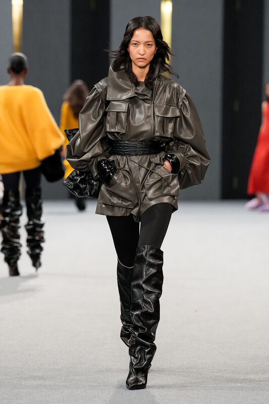 Balmain F25 030