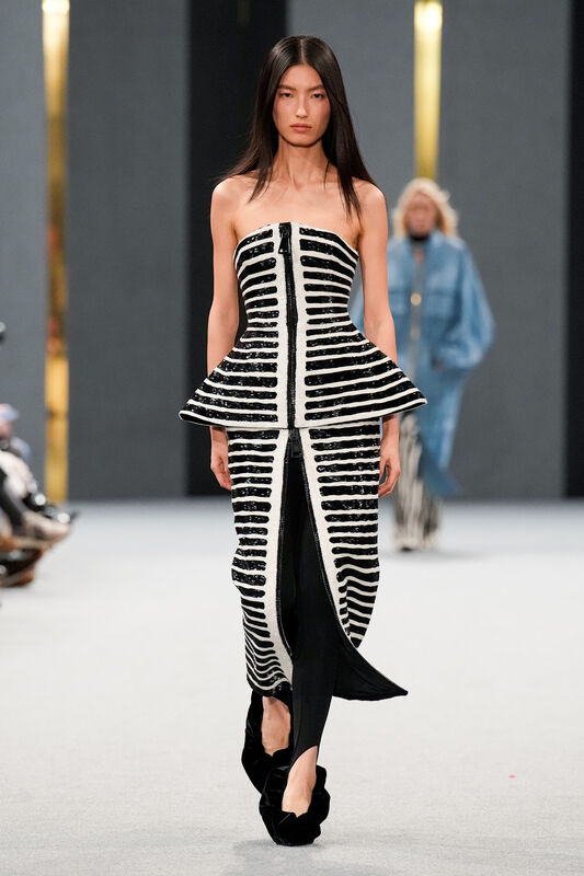 Balmain F25 036