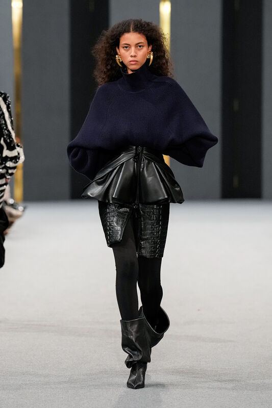 Balmain F25 044