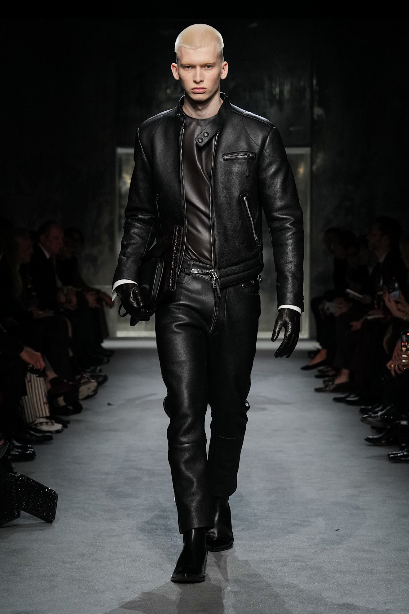 Tom Ford F25 002