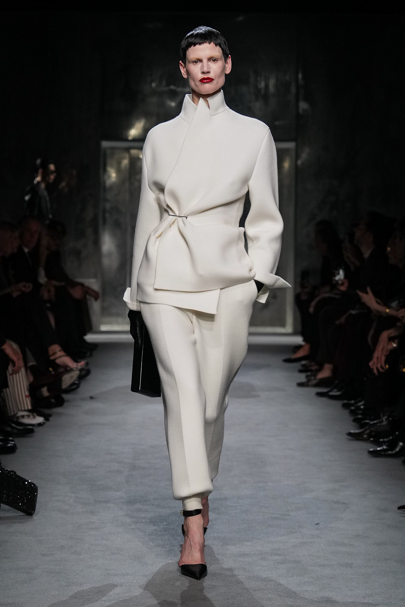 Tom Ford F25 007