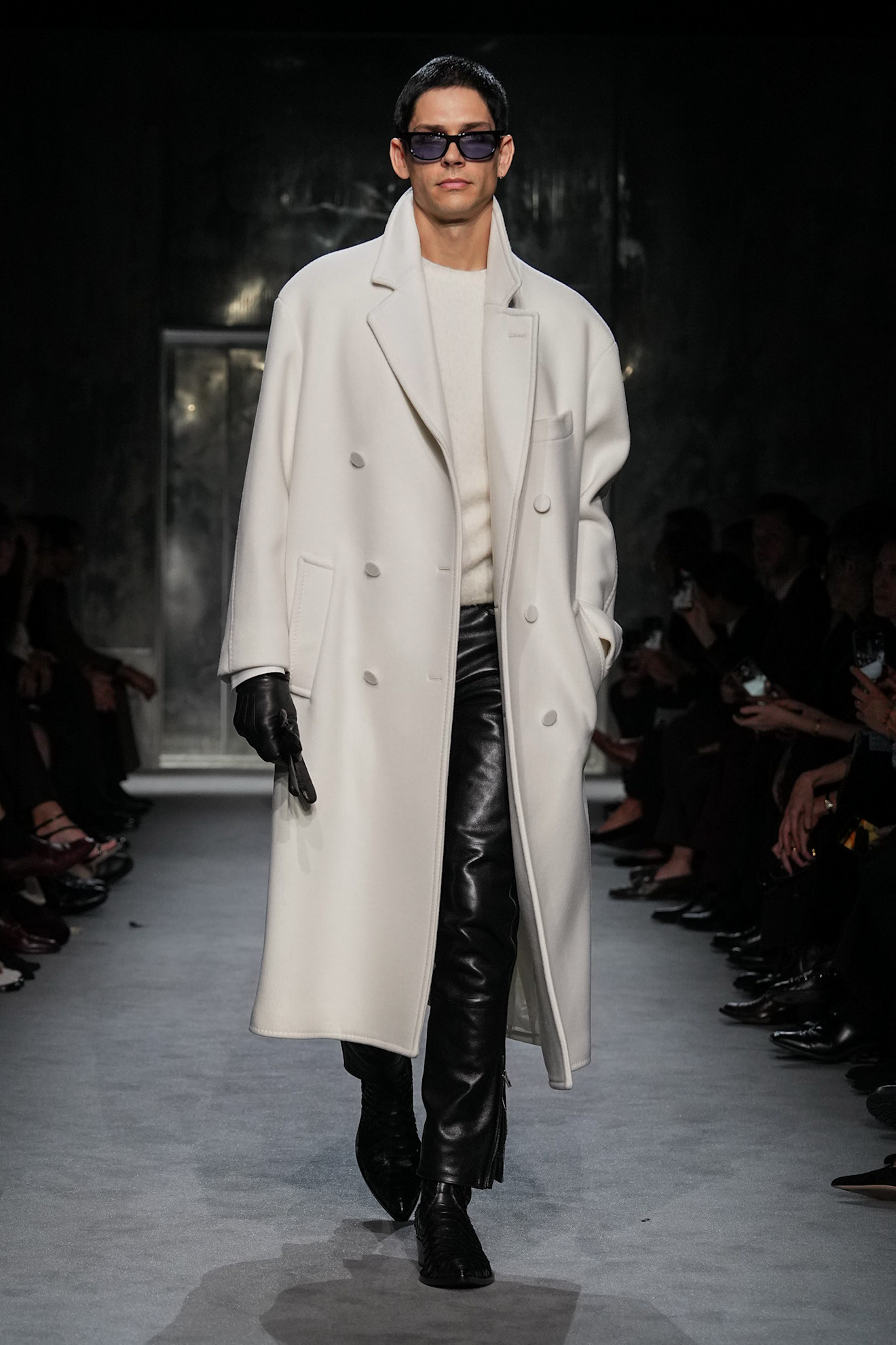 Tom Ford F25 008