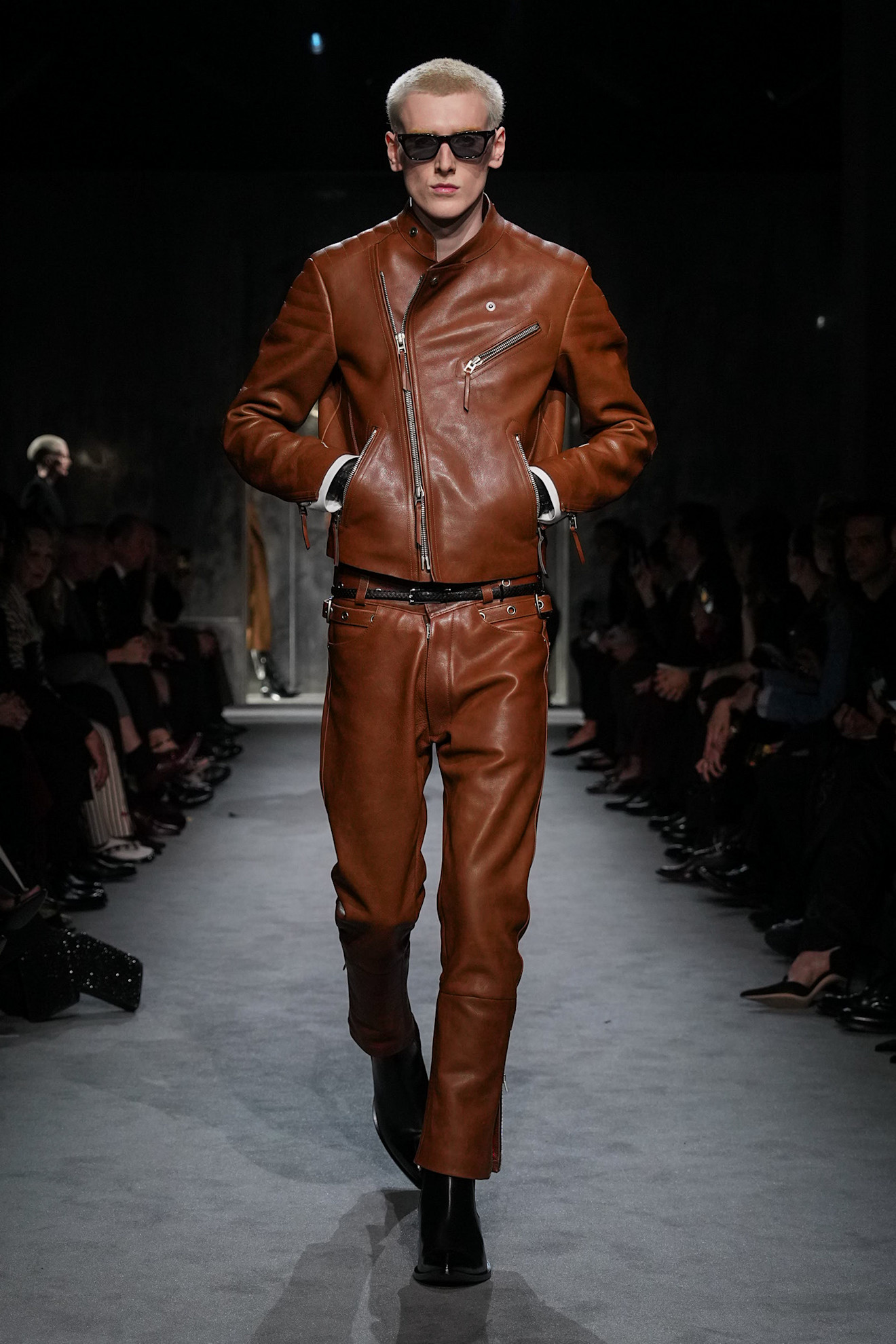 Tom Ford F25 015