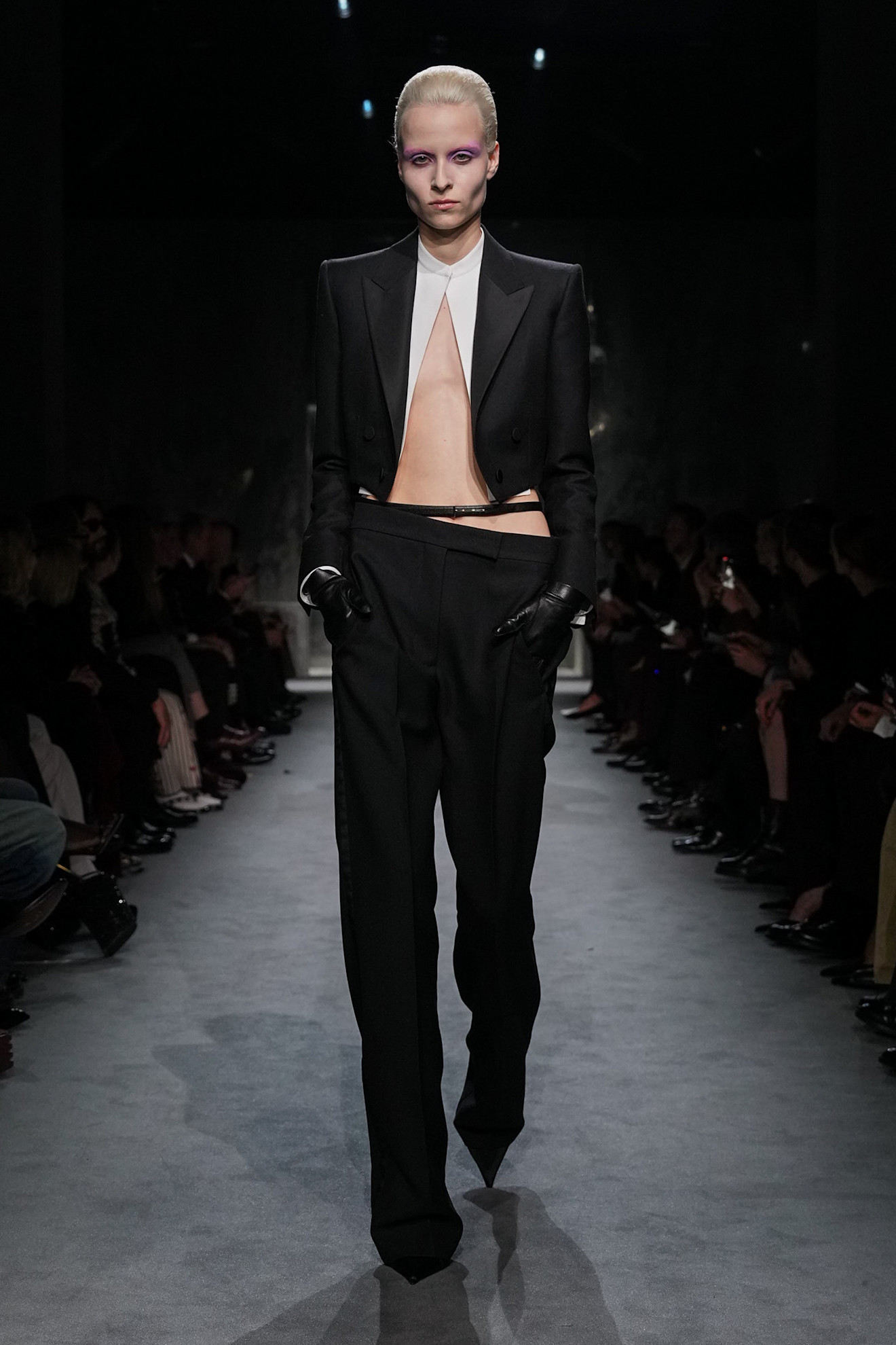 Tom Ford F25 047