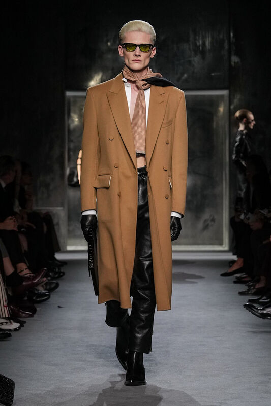 Tom Ford F25 017