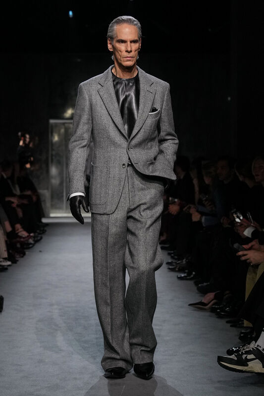 Tom Ford F25 025