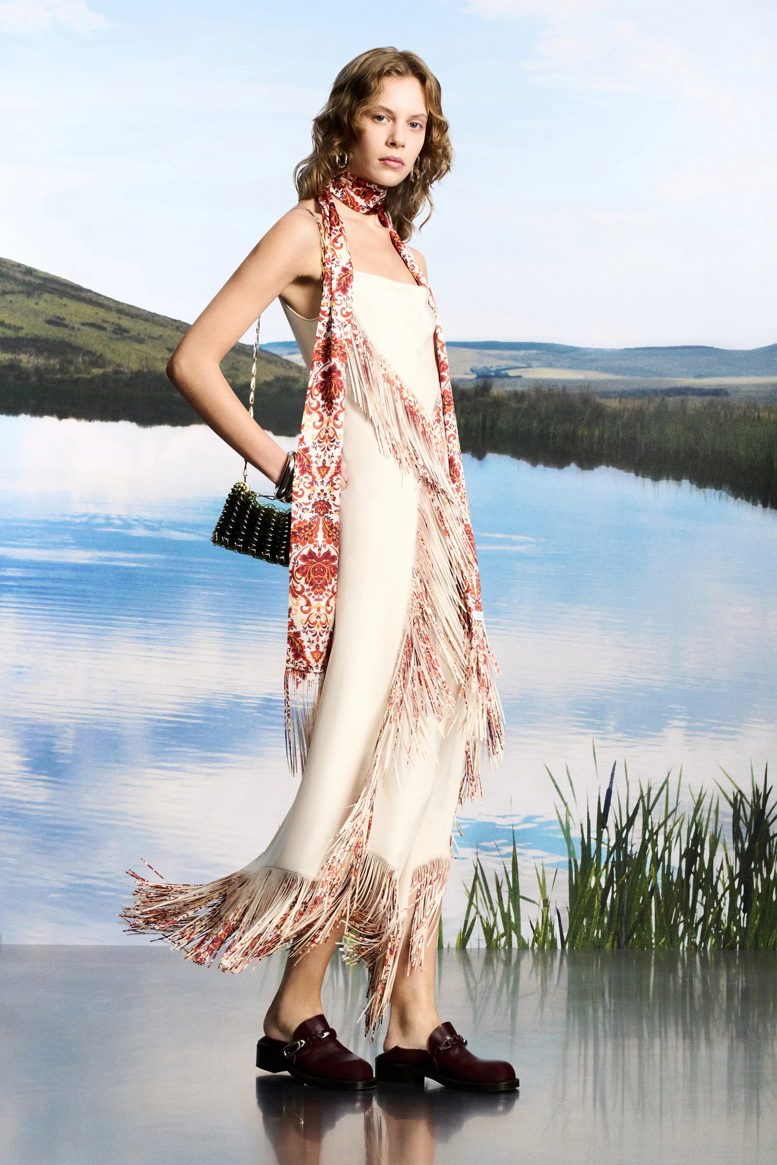 00003-rabanne-resort-2025-credit-brand