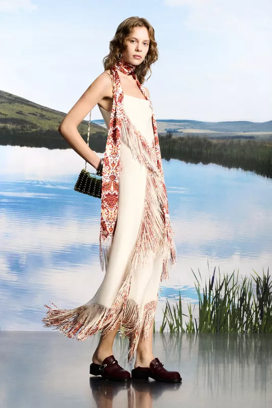 00003-rabanne-resort-2025-credit-brand