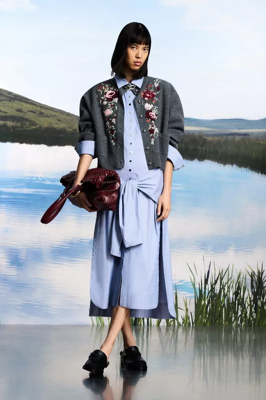 00008-rabanne-resort-2025-credit-brand