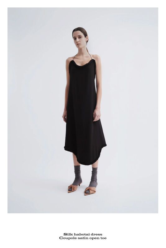 00021-carven-resort-2025-credit-brand.jpg
