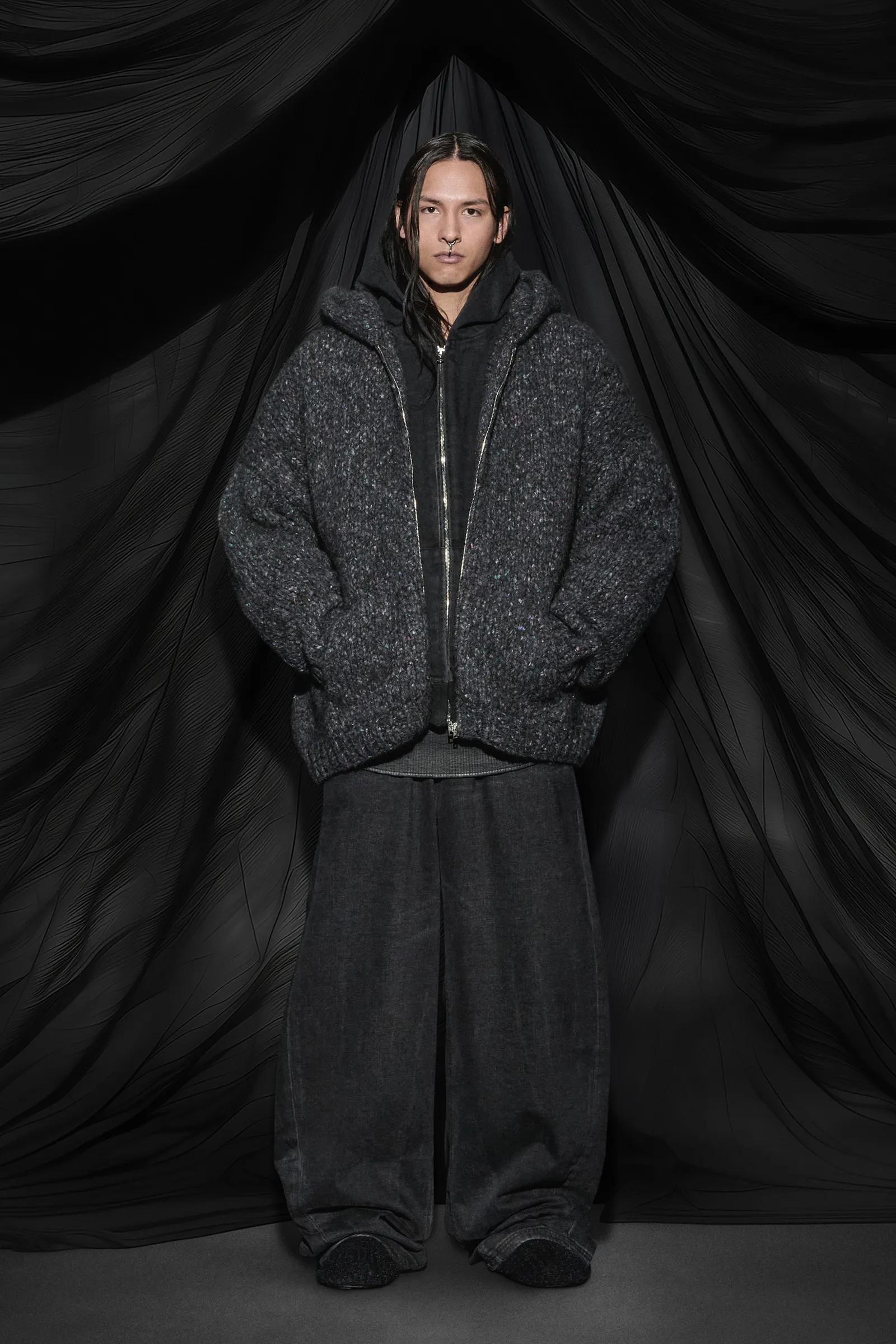 00026-alexander-wang-fall-2025-ready-to-wear-credit-brand