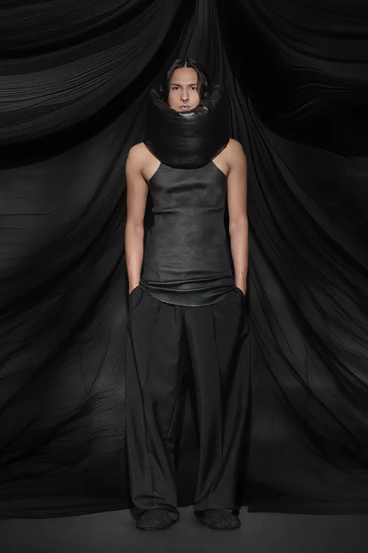 00030-alexander-wang-fall-2025-ready-to-wear-credit-brand