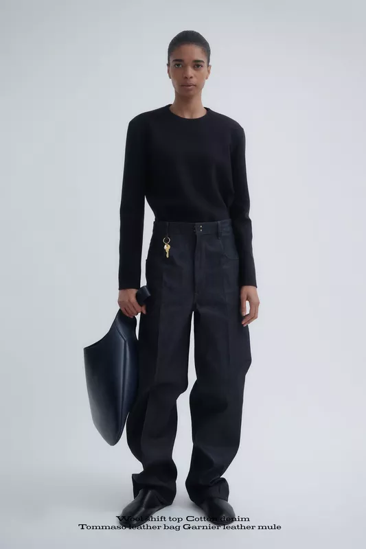 00019-carven-pre-fall-2025-credit-brand