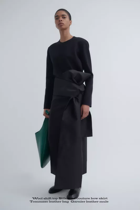 00042-carven-pre-fall-2025-credit-brand