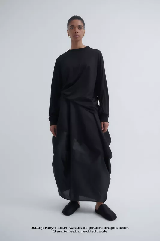 00049-carven-pre-fall-2025-credit-brand