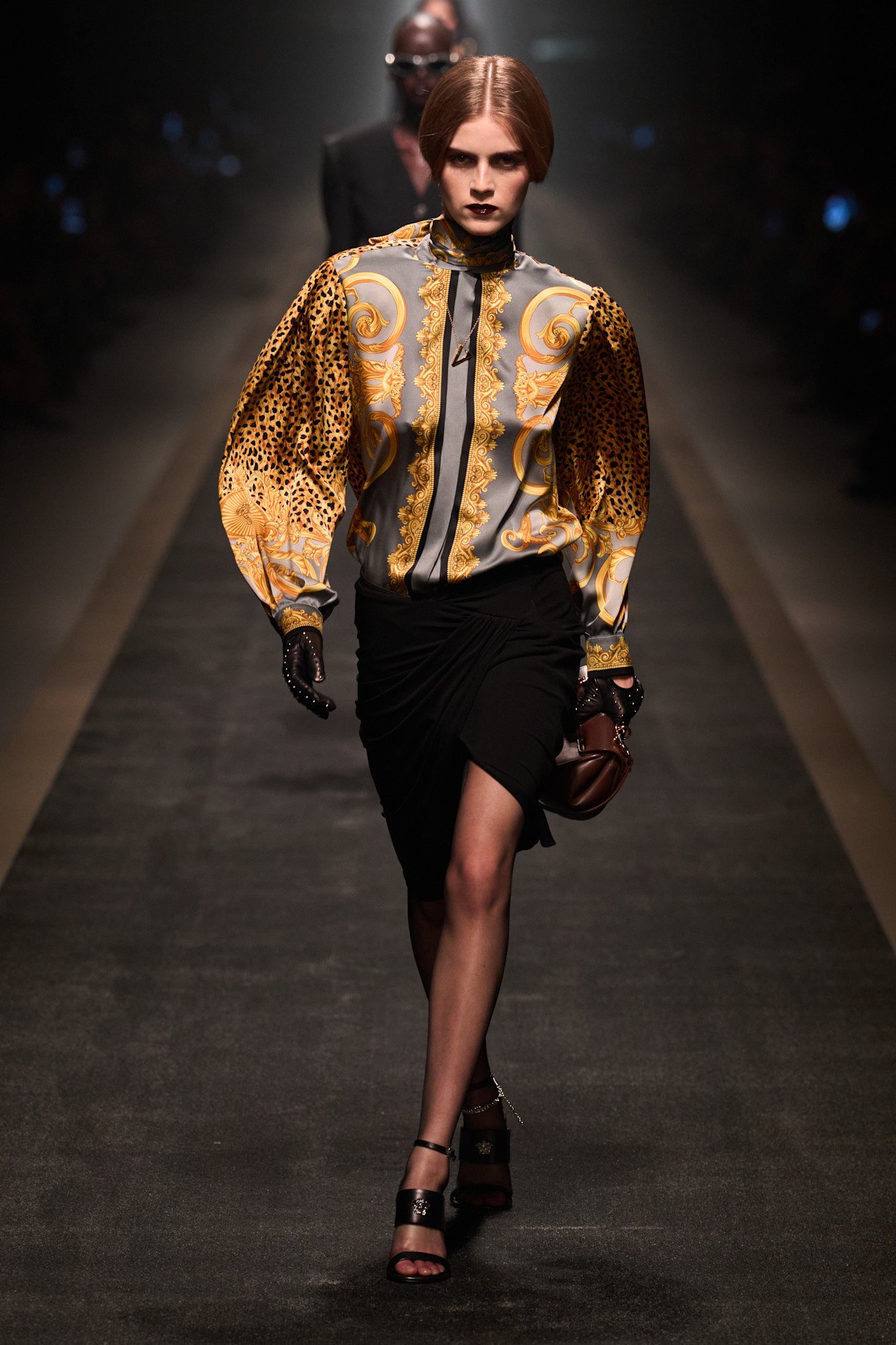 Versace F25 014