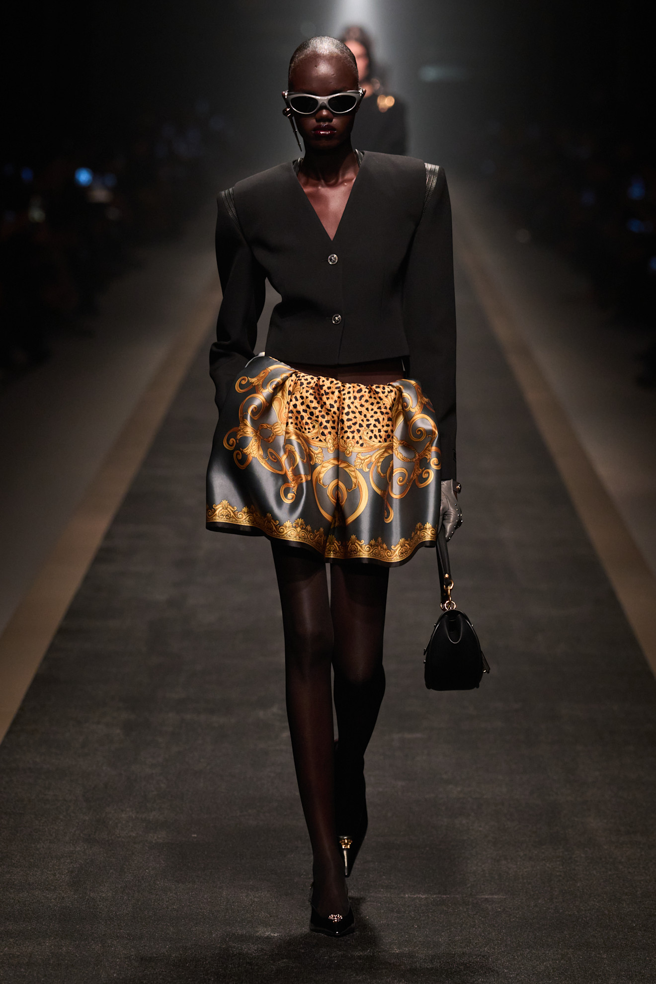 Versace F25 015