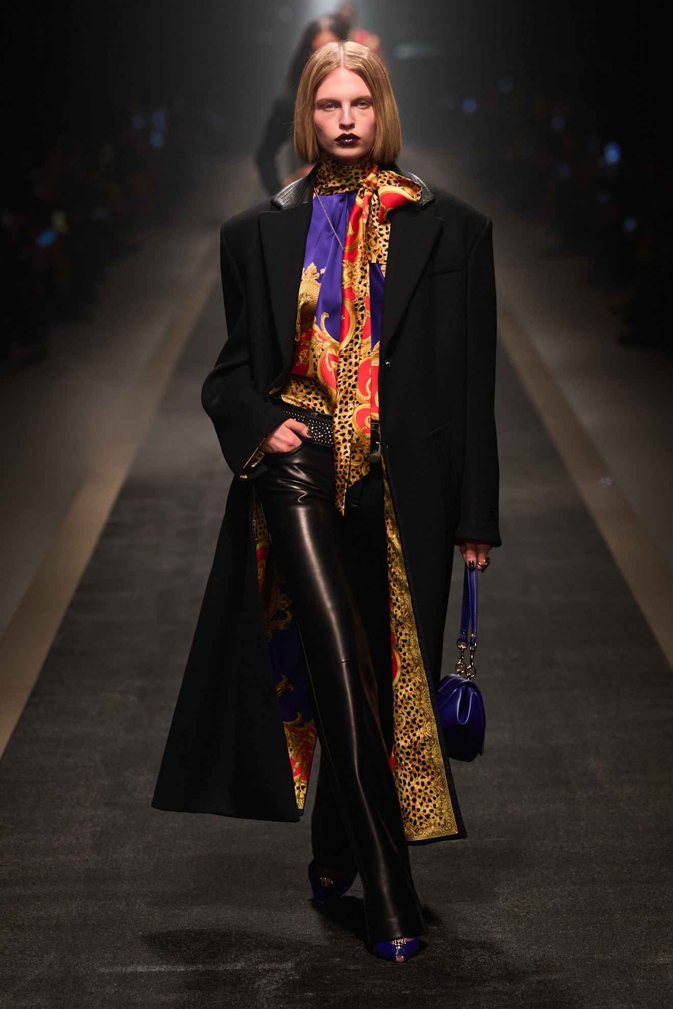 Versace F25 034