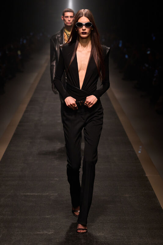 Versace F25 006