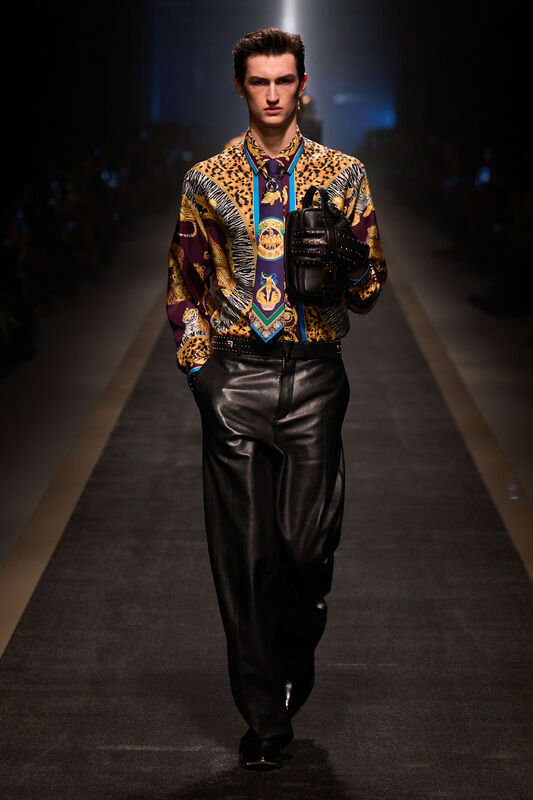 Versace F25 013