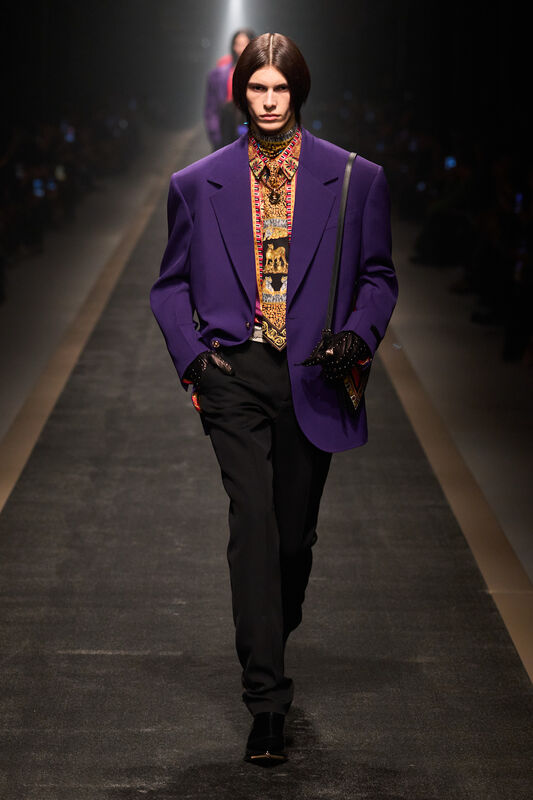Versace F25 027