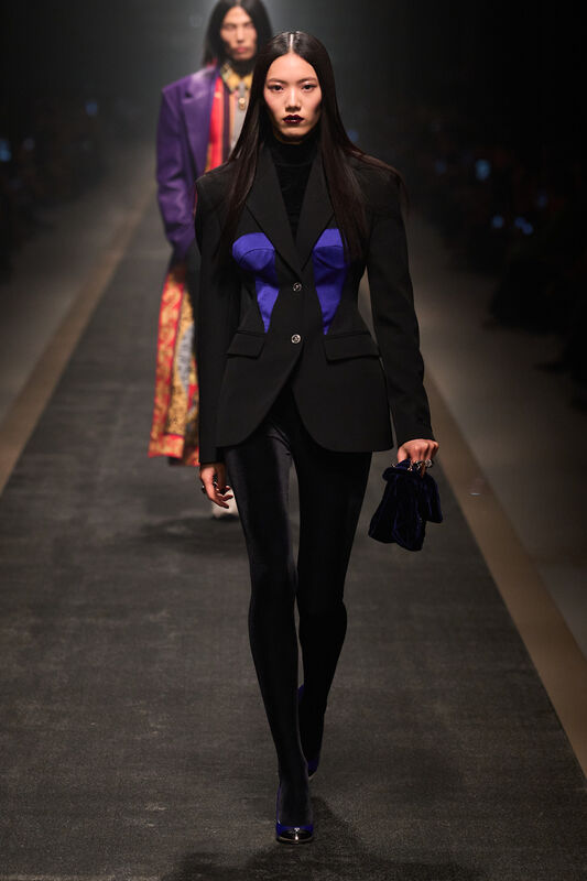 Versace F25 028
