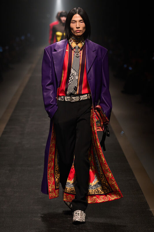 Versace F25 029