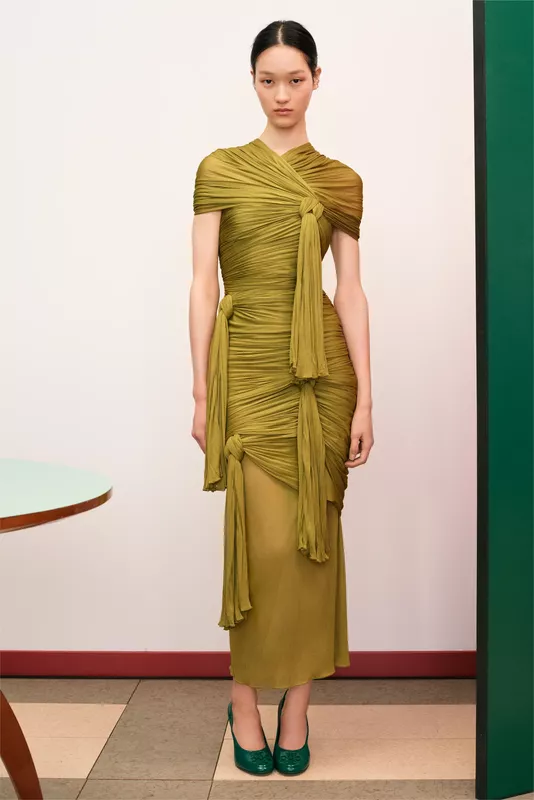 00019-tory-burch-resort-2026-credit-brand