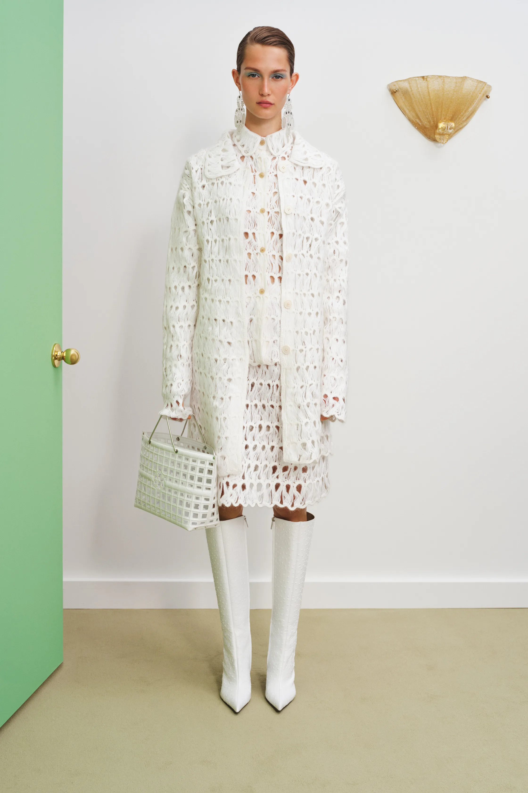 00010-tory-burch-resort-25-credit-brand
