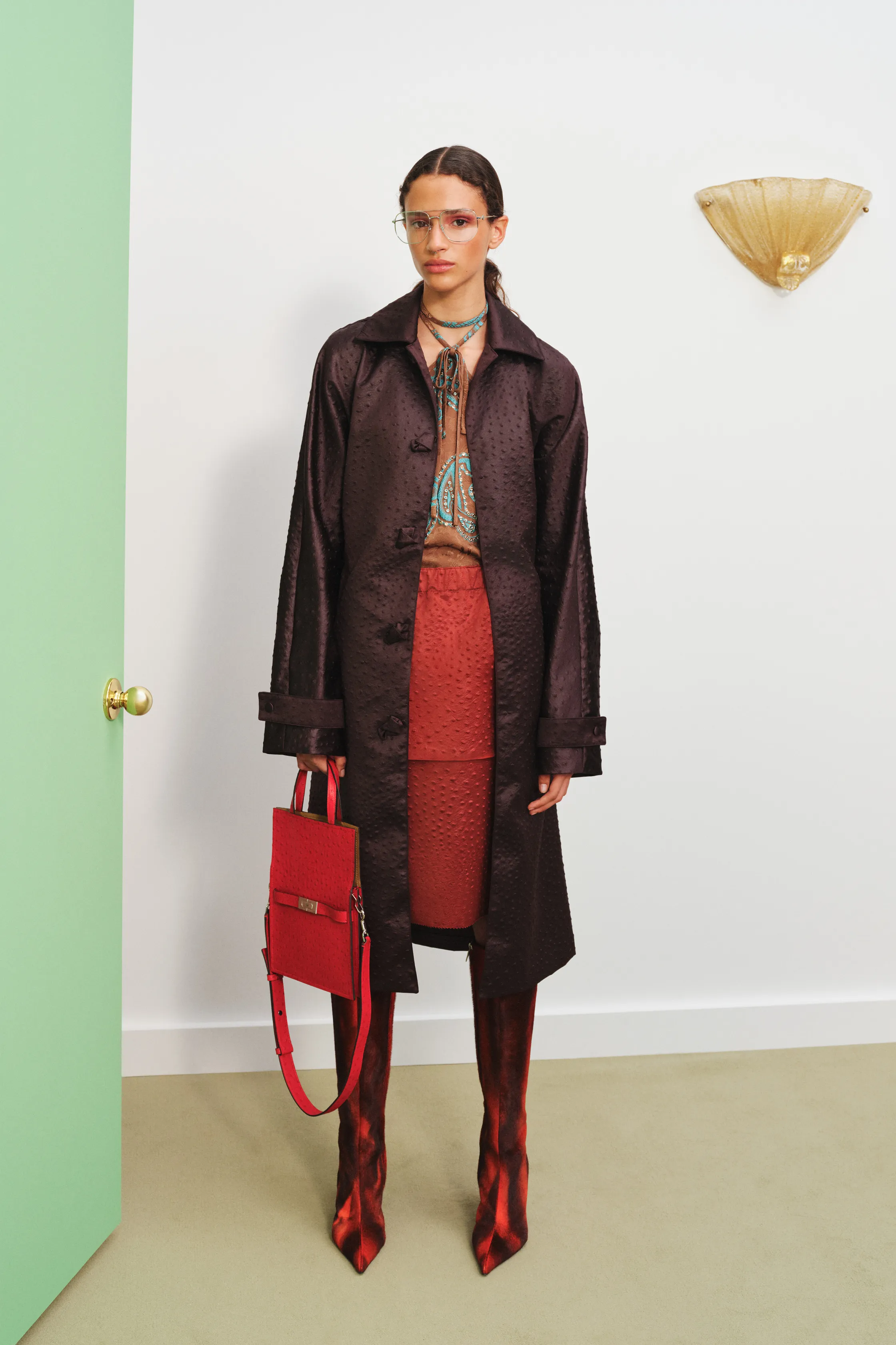 00018-tory-burch-resort-25-credit-brand