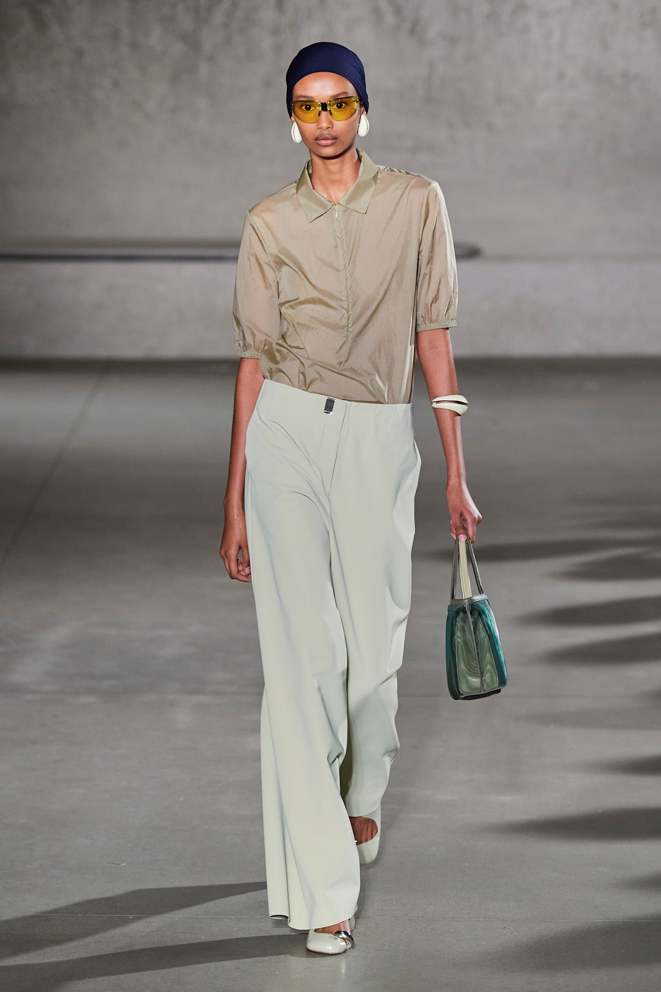 Tory Burch S24 017