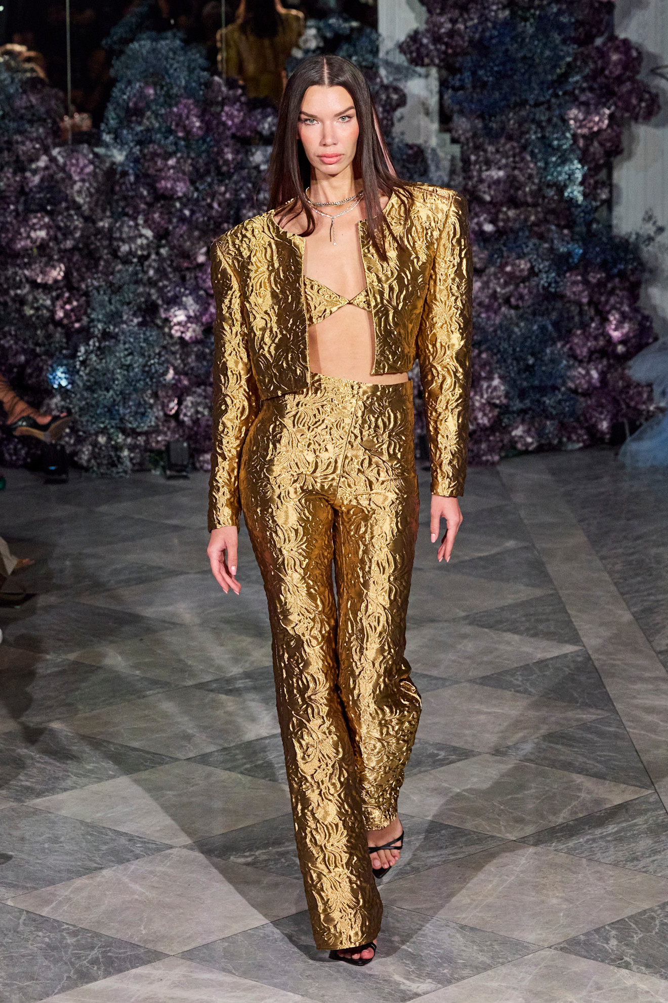 Siriano S24 048