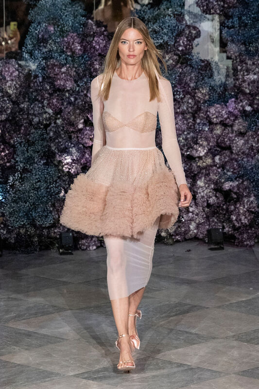 Siriano S24 042